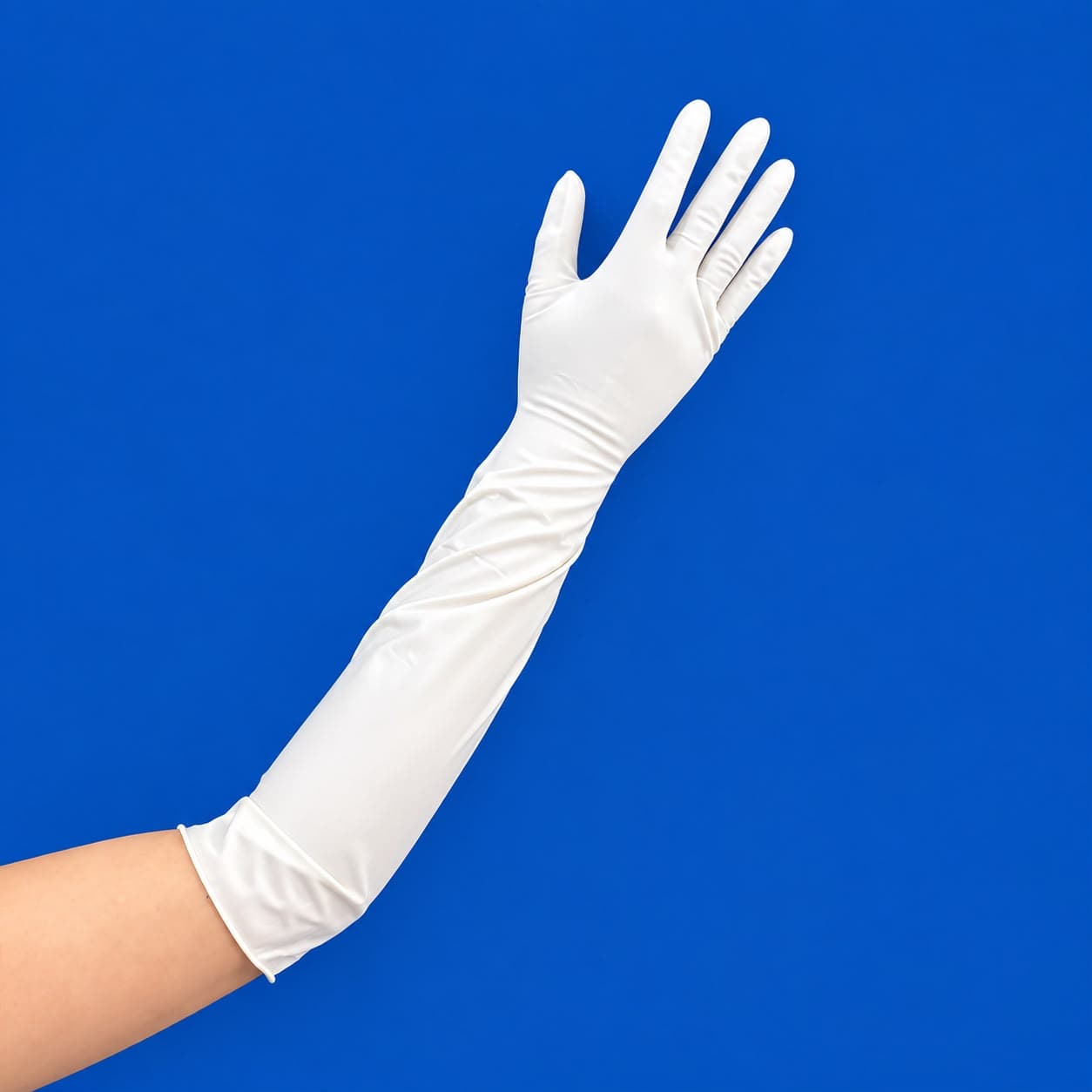Extended-Cuff Latex Gloves